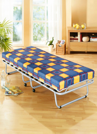 Logeerbed met lattenbodem en matras