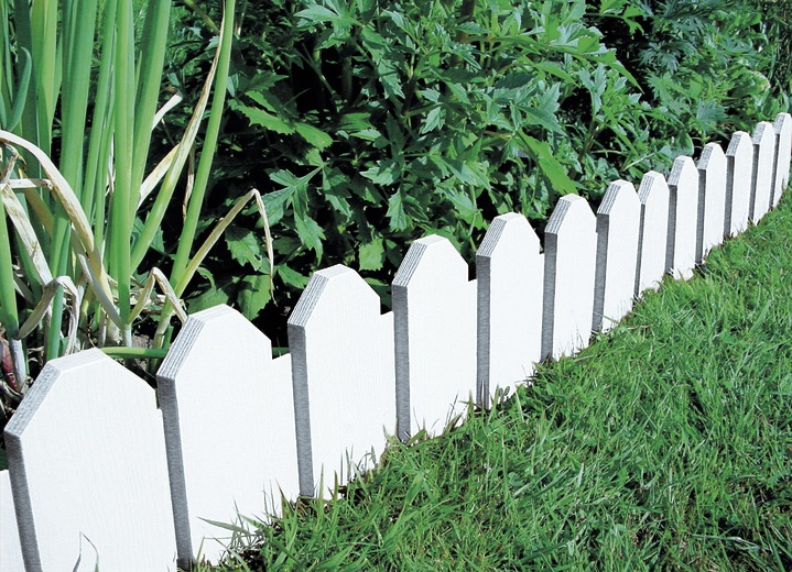 Gartenpflege - 4 Zaunelemente aus flexiblem Kunststoff mit Holzmaserung, in Farbe WEISS Ansicht 1