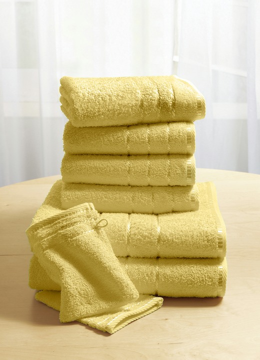 Handdoeken - Zachte badstofhanddoeken van dichte lussenpool, in Größe 200 (2 handdoeken, 50 x 90 cm) bis 210 (10-delige voordeelset), in Farbe BEIGE Ansicht 1