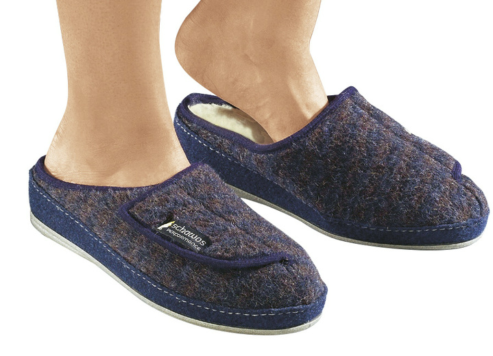 Huisschoenen - Warme pantoffel-serie Loden, in Größe 036 bis 046, in Farbe MARINE, in Ausführung Zomerschoen zonder hielstuk Ansicht 1