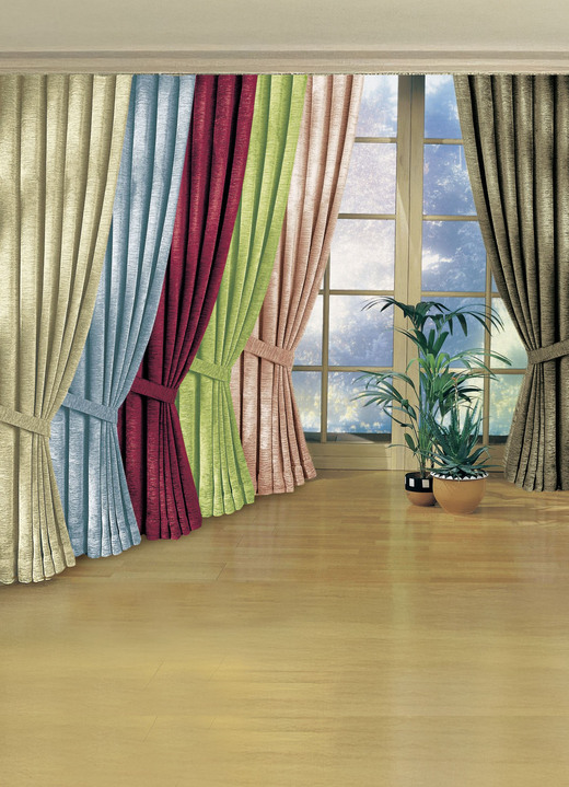 Klassisch - Fensterdekoration aus schwerer Thermo-Chenille-Qualität, in Größe 364 (H150xB135 cm) bis 464 (H245xB270 cm), in Farbe GRÜN, in Ausführung mit Universalschienenband Ansicht 1