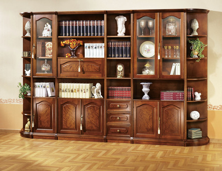 Gedeeltelijk massieve meubelserie met echt houtfineer