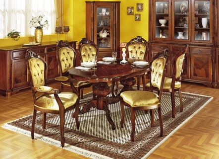 Prachtige eettafel met kostbaar inlegwerk