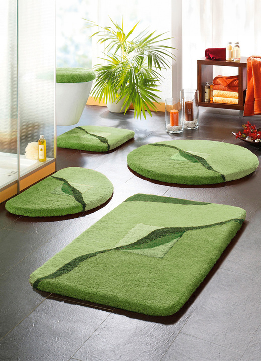 Badmatten - Badkamerset van het merk Kleine Wolke, in Größe 100 (Matje, halfrond 50/80 cm) bis 112 (wc-Dekselafdekking met touwtje), in Farbe GROEN Ansicht 1