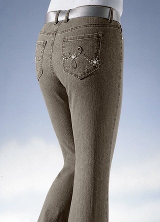 Jeans met fonkelende strasssteentjes