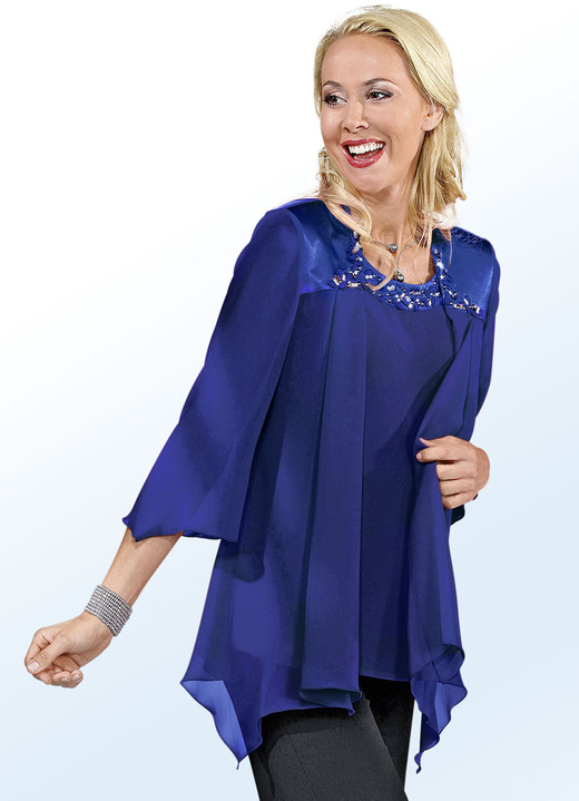 Anlassblusen - 2-teiliges Blusen-Set mit glänzendem Satin-Besatz Gelegenheidsblouses - 2-teiliges Blusen-Set mit glänzendem Satin-Besatz, in Größe 038 bis 056, in Farbe KONINGSBLAUW