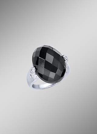 Damesring met echte onyx en synthetische zirkonia