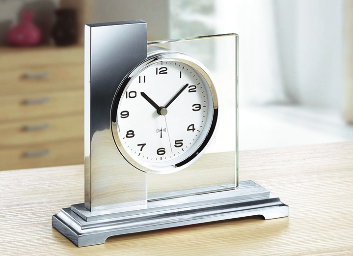 Horloges - Tafelklok met geborstelde metalen behuizing, in Farbe ZILVER Ansicht 1