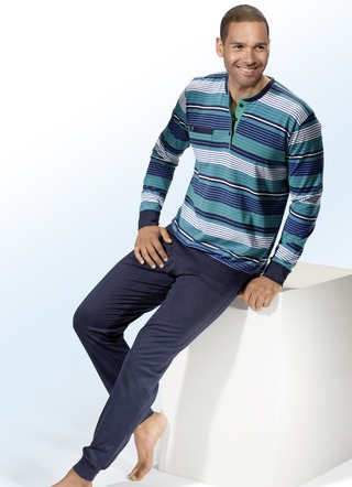 Pastunette pyjama met knoopsluiting en boorden
