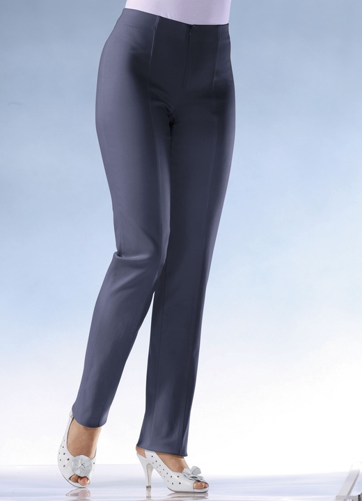 Broeken - Soft-stretch-broek in 11 kleuren, in Größe 018 bis 235, in Farbe MARINE Ansicht 1
