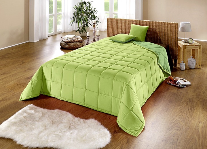 Tagesdecken - Tagesdecke mit Karo-Steppung und Bandeinfassung, in Größe 873 (für Einzelbett, 140x210 cm) bis 924 (2 Kissenbezüge, 50x 50 cm), in Farbe GRÜN Ansicht 1