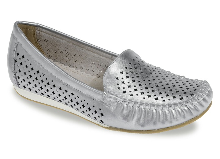 - Mocassinpantoffels met luchtige decoratieve perforaties, in Größe 036 bis 041, in Farbe MATZILVER