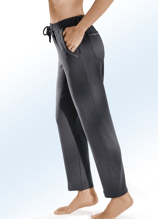Broek met decoratieve klinknagels