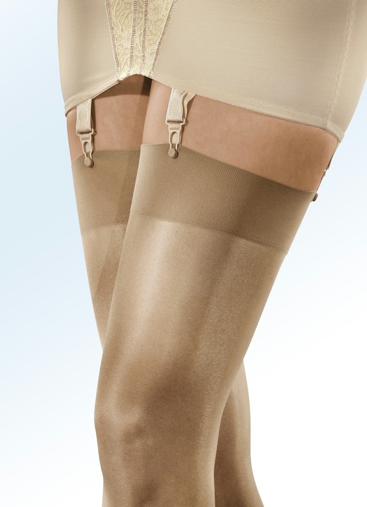 Damenmode - Dreierpack Feinstrümpfe, 20 den, in Größe 1 (Schuhgr. 35,36,37) bis 3 (Schuhgr. 41,42), in Farbe HAUT Ansicht 1
