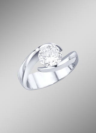 Handgemaakte solitaire ring met briljant geslepen diamant