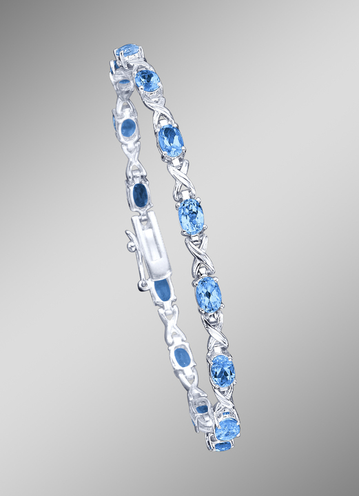 Armbanden - Armband met echte blauwe topazen, in Farbe
