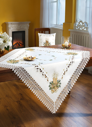 Uitgebreid vervaardigde tafel- en kamerdecoratie
