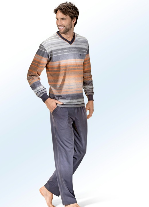 Pyjama's - Hajo ademende comfort pyjama met V-hals, borstzakje en in het garen geverfd streepmotief, in Größe 046 bis 060, in Farbe GRAFIET-MEERKLEURIG
