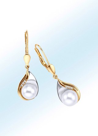 Oorbellen met parels en diamanten
