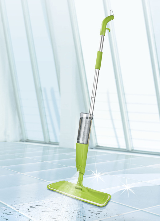 Schoonmaakartikelen & schoonmaakmiddelen - Sproeier met waterreservoir, in Farbe GROEN