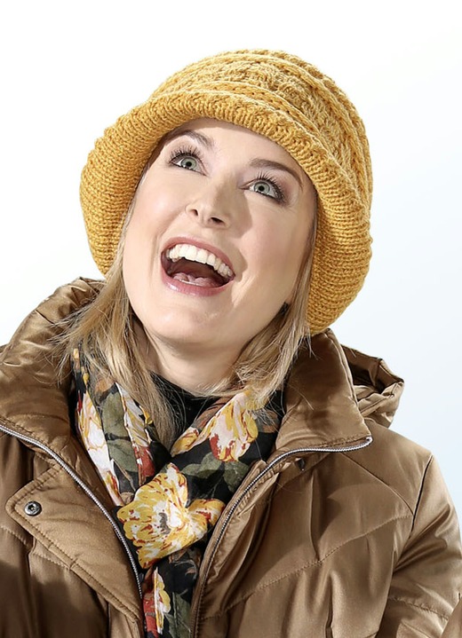 Mützen & Hüte - Warmer Damen-Hut mit Rundum-Gummizug, in Farbe SENFGELB Ansicht 1