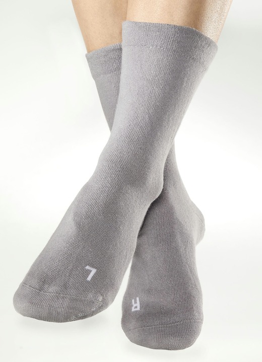 Gesundheitsstrümpfe - Dreierpack Bequemsocken, in Größe Schuhgröße 35–37 bis Schuhgröße 44–46, in Farbe GRAU, in Ausführung Weit: Fesselumfang von 23–27 cm Ansicht 1