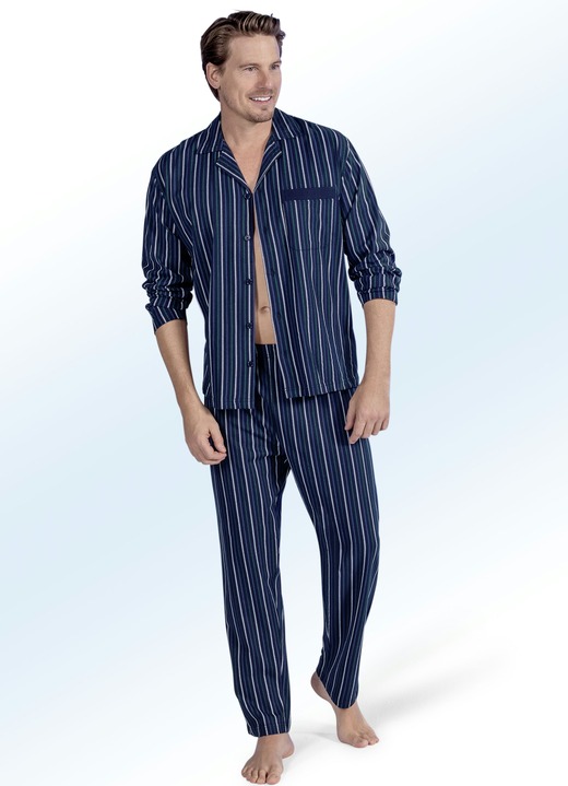 Pyjama's - Pyjama met strependessin, reverskraag, lange knoopsluiting en borstzakje, in Größe 048 bis 064, in Farbe DENNENGROEN-INDIGO