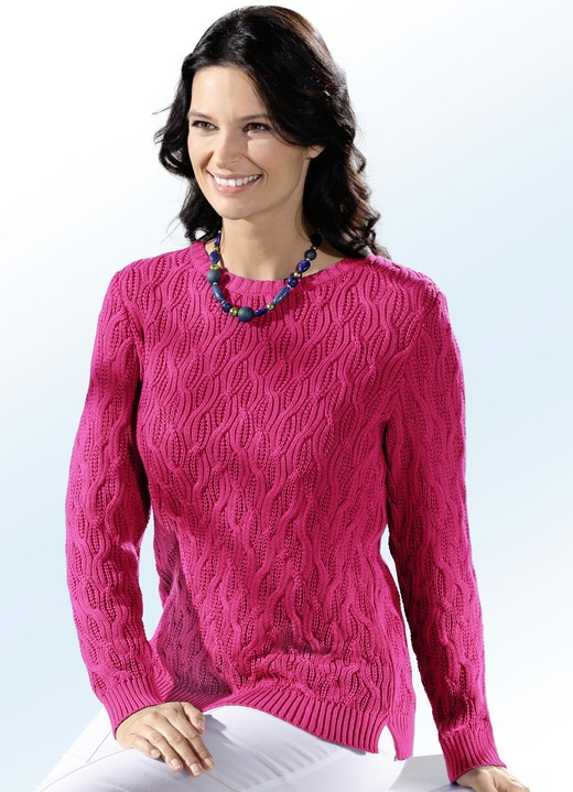 Langarm - Pullover mit Strukturdessin Langarm - Pullover mit Strukturdessin, in Größe 036 bis 050, in Farbe HIMBEERE