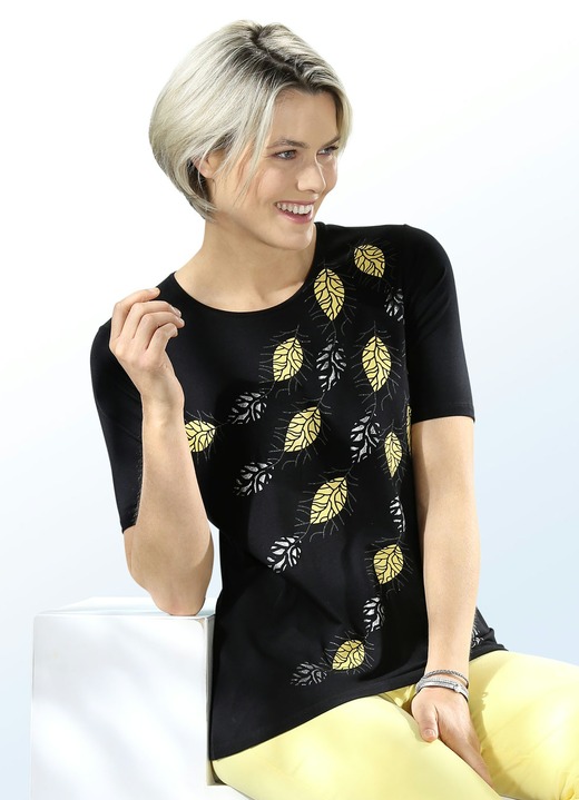 Korte mouw - Shirt met interessante bladprint in 2 kleuren, in Größe 036 bis 052, in Farbe ZWART Ansicht 1