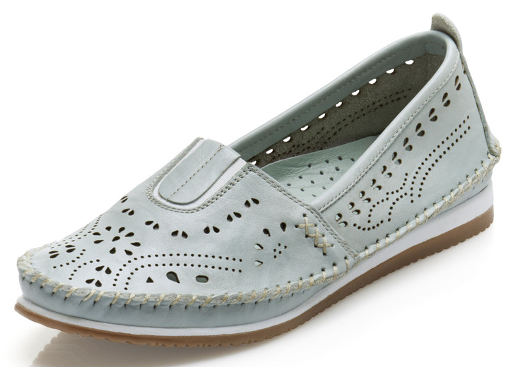 Instappers & veterschoenen - Andrea Conti mocassinpantoffels met mooie perforaties, in Größe 036 bis 042, in Farbe MINT Ansicht 1