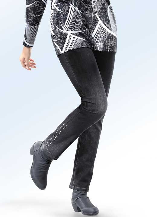 Broeken - 4-pocket-jeans met comfortabel aansluitend model, in Größe 019 bis 058, in Farbe ZWART Ansicht 1