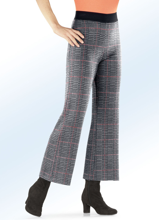 Broeken - Broek in modieuze verkorte lengte, in Größe 018 bis 052, in Farbe ZWART-WIT-ROOD Ansicht 1