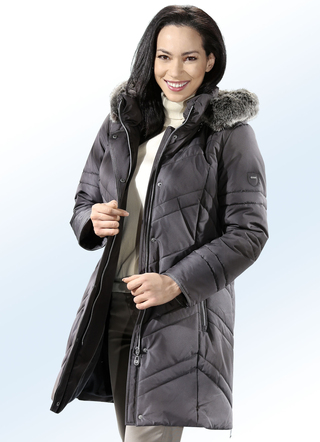 Korte jas in 2 kleuren met elegante wattering