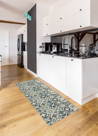 Duurzame keukenloper en vloerkleed in tegeldesign