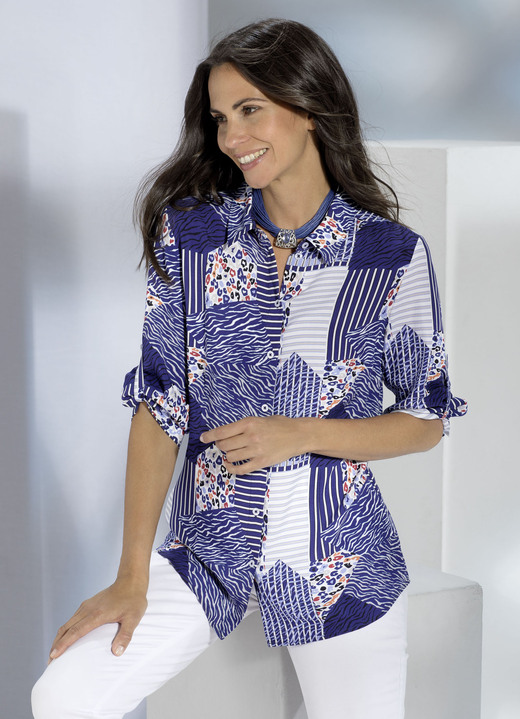 3/4-mouw - Blouse met overhemdkraag, in Größe 036 bis 052, in Farbe BLEU-WIT-MEERKLEURIG
