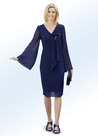 Jurk met extravagante chiffon sjerp