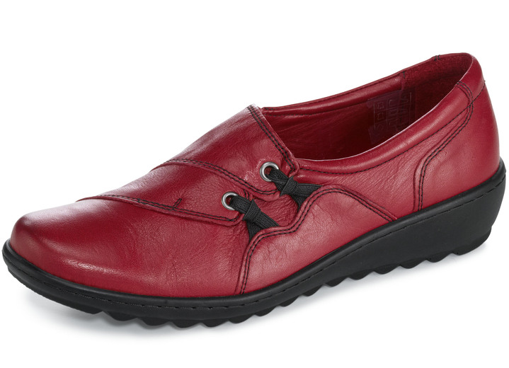 Instappers & veterschoenen - Gemini pantoffels met decoratieve elastische inzetstukken, in Größe 036 bis 042, in Farbe ROBIJNROOD Ansicht 1