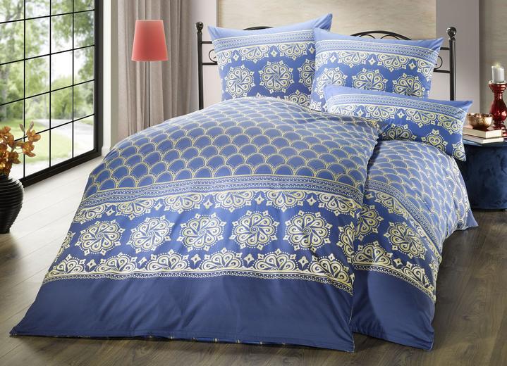 - Renforcé beddengoedset met ritssluiting, in Größe 111 (40/80 cm + 135/200 cm) bis 115 (80/80 cm + 155/220 cm), in Farbe SAFFIER