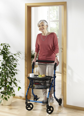 Appartementrollator met dienblad