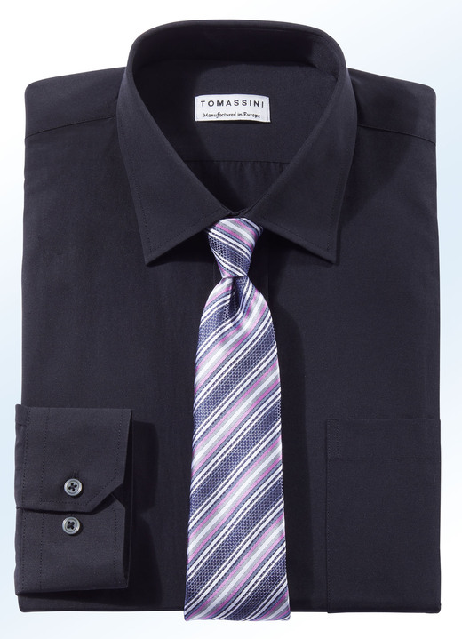Businesshemden - Shirt met borstzak in 5 kleuren en 2 mouwlengtes, in Größe 038 bis 048, in Farbe ZWART Ansicht 1