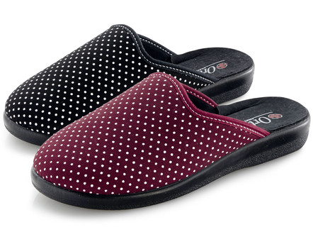 Twee-pack slippers gemaakt van gestippeld textielmateriaal