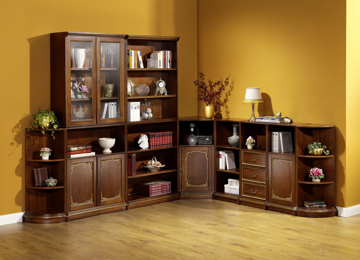 - Deels massief meubel met goudkleurige versieringen, in Farbe WALNOOTGOUD, in Ausführung Commode, 2 deuren