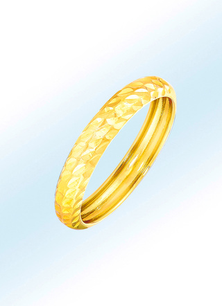 Fijne damesring met diamantafwerking