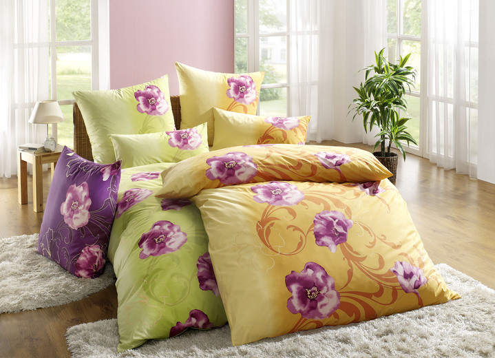 - Beddengoedset met ritssluiting, in Größe 111 (40/80 cm + 135/200 cm) bis 115 (80/80 cm + 155/220 cm), in Farbe TERRA