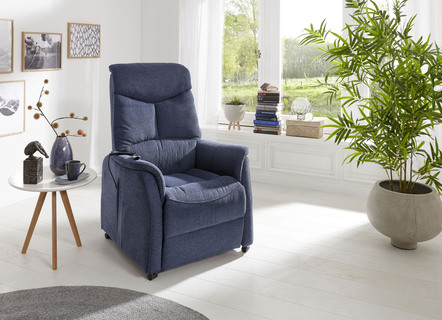 Tv-fauteuil met motor en opstahulp