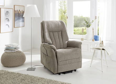 Tv-fauteuil met motor en opstahulp