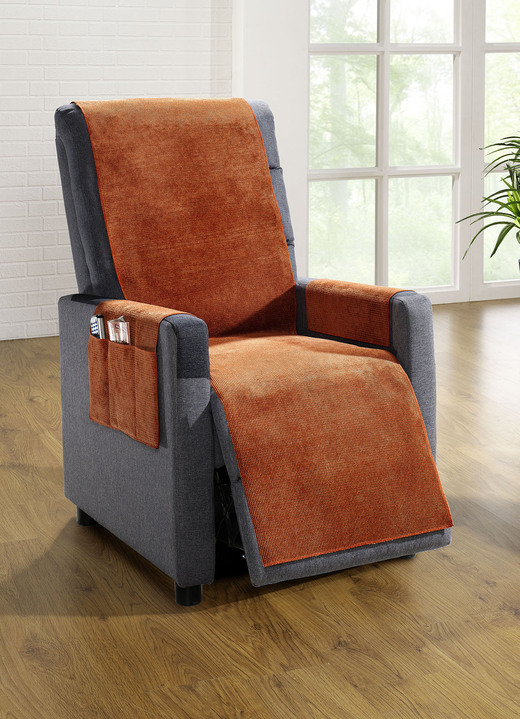 Grand foulards - Woonaccessoires in golfcorduroy-look, in Größe 100 (fauteuilbeschermer, 50 x 140 cm) bis 905 (2 kussenslopen, 40 x 40 cm), in Farbe TERRA Ansicht 1