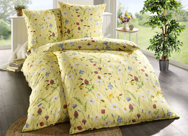 - Renforcé beddengoedset van Bierbaum, in Größe 112 (80/80 cm + 135/200 cm) bis 115 (80/80 cm + 155/220 cm), in Farbe GEEL