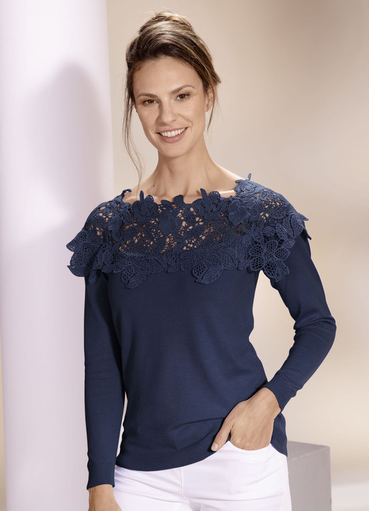 Pullover & breimode - Trui met elegante kanten bies Pullover & breimode - Trui met elegante kanten bies, in Größe L(44/46) bis XXL(52/54), in Farbe NACHTBLAUW