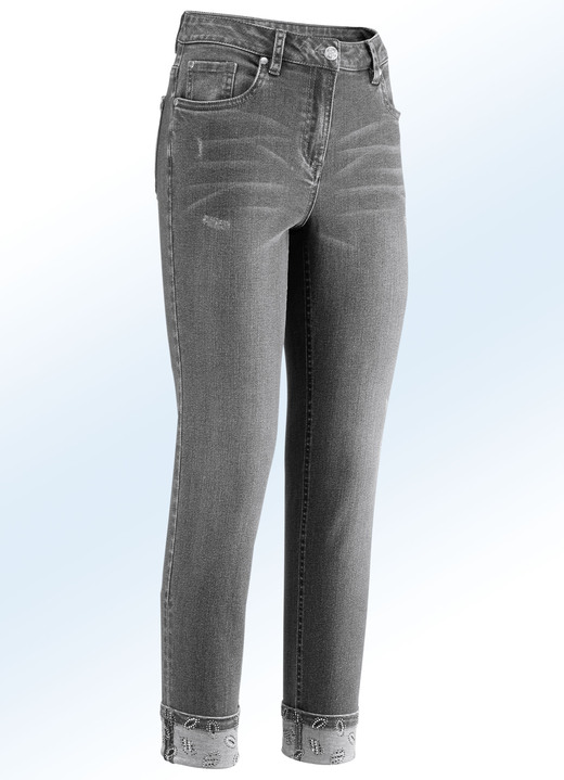 Broeken - Elegante jeans in 7/8-lengte met mooie strass-versiering Broeken - Elegante jeans in 7/8-lengte met mooie strass-versiering, in Größe 018 bis 052, in Farbe GRIJS